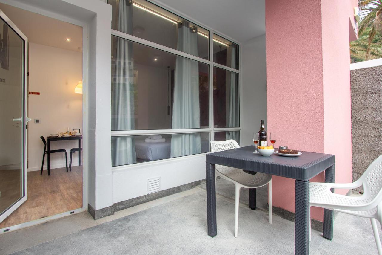 The Jolie - Apartments By The Ocean Porto Moniz Bagian luar foto