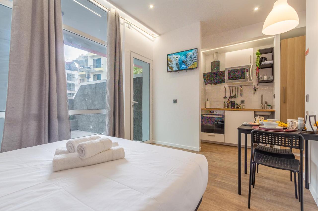 The Jolie - Apartments By The Ocean Porto Moniz Bagian luar foto